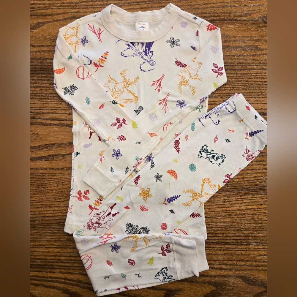Hanna Andersson Frozen II Anna Elsa Olaf PJs / Pajamas / Long - Size 120 / 6-7